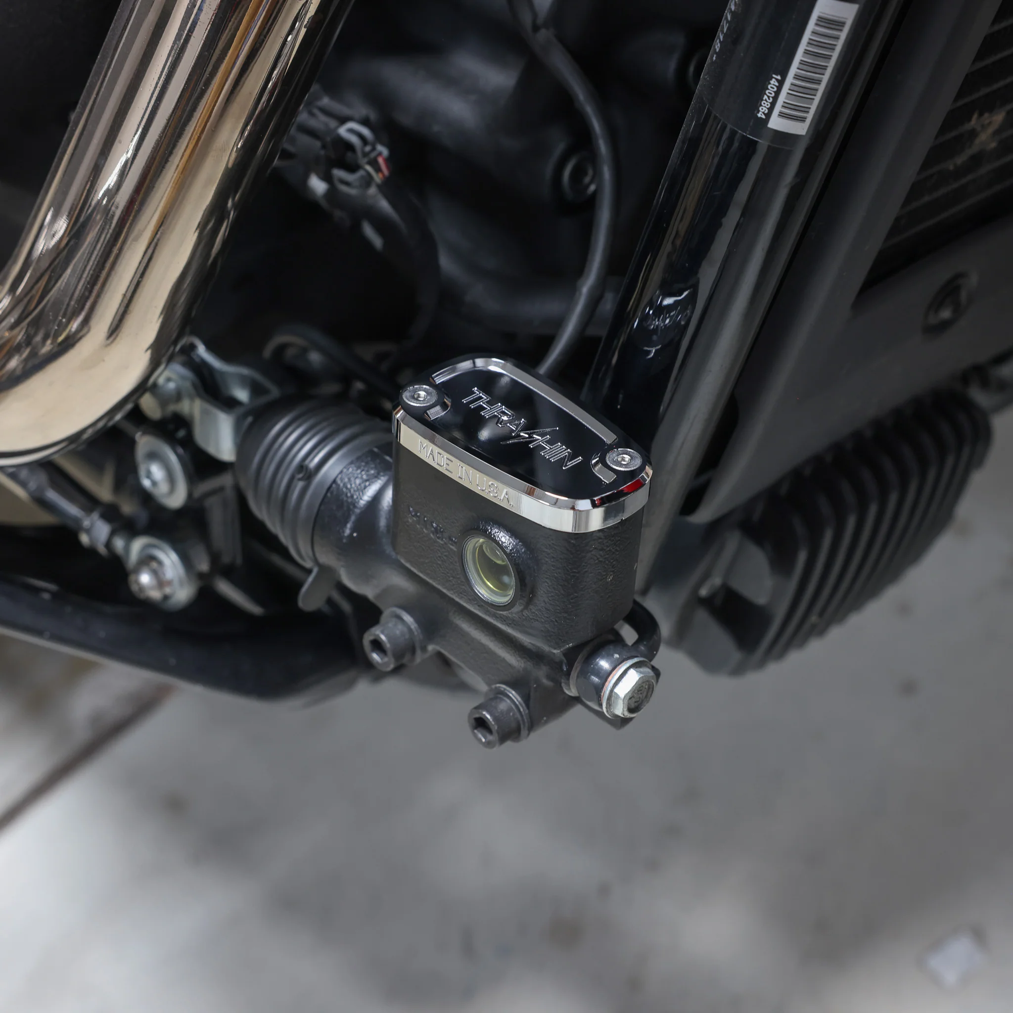 Rear Brake Reservoir - Softail - Chrome - Image 4