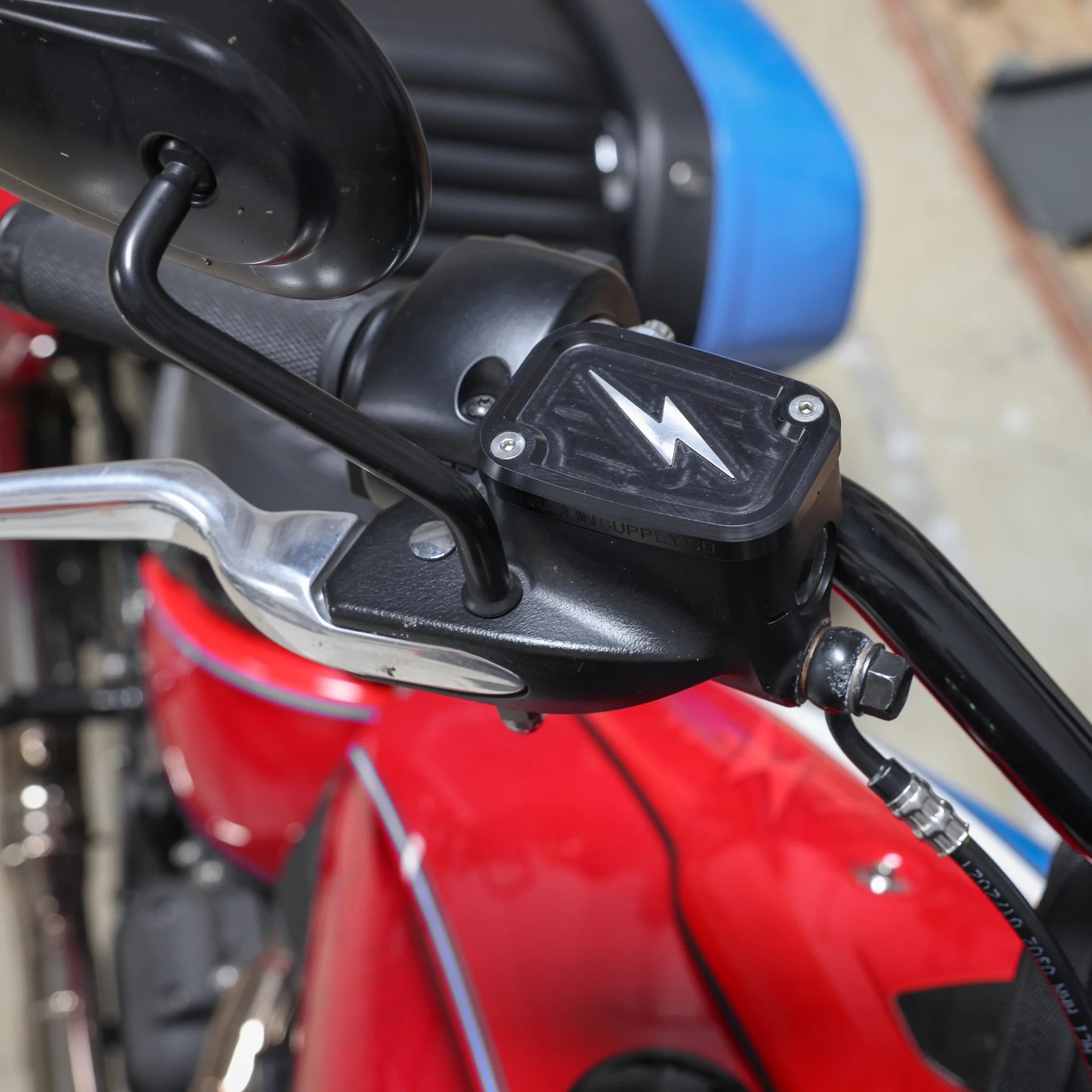 Front Brake Reservoir - Softail - Twice Cut - Image 4