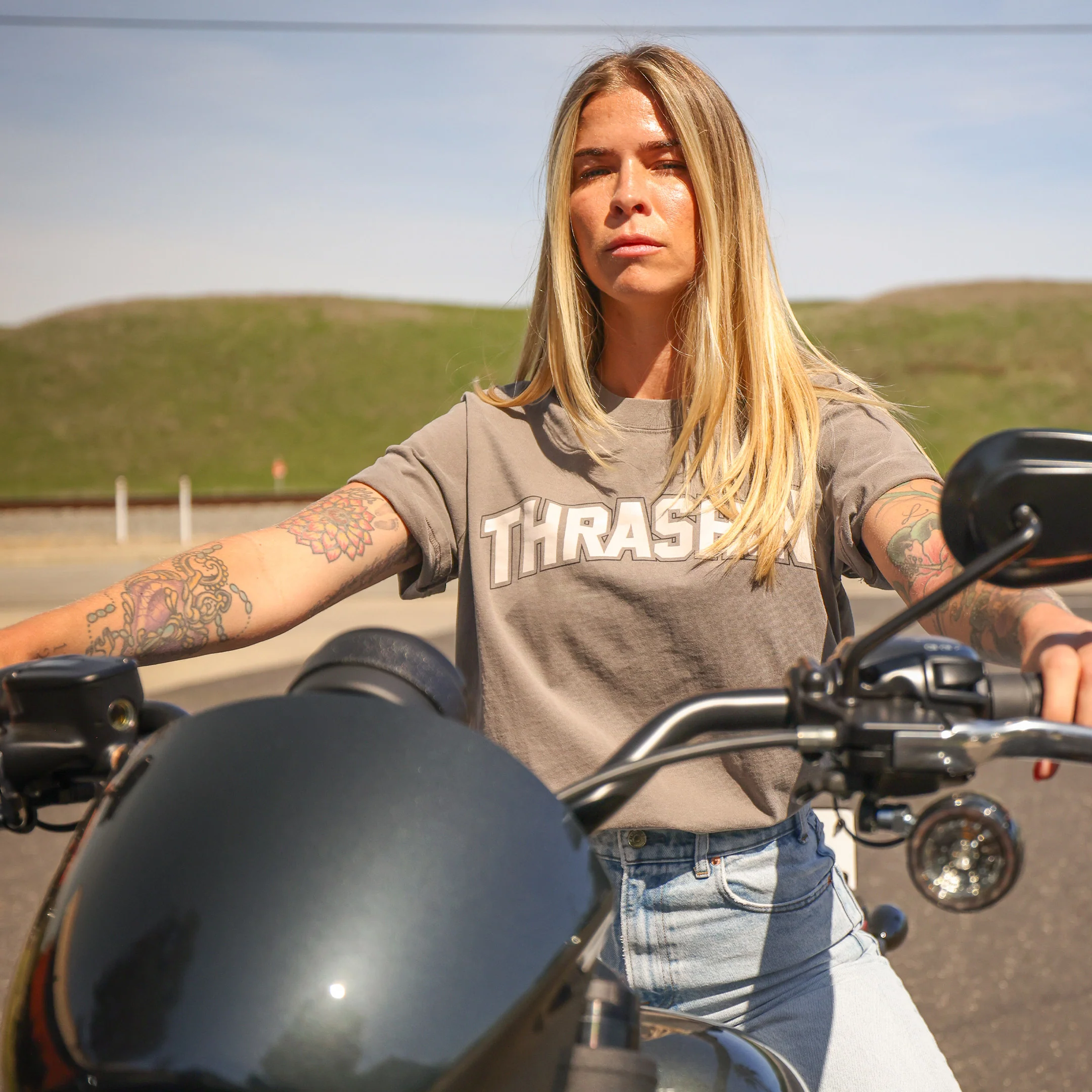 Prime - Women's Tee - Faded Grey - Image 3
