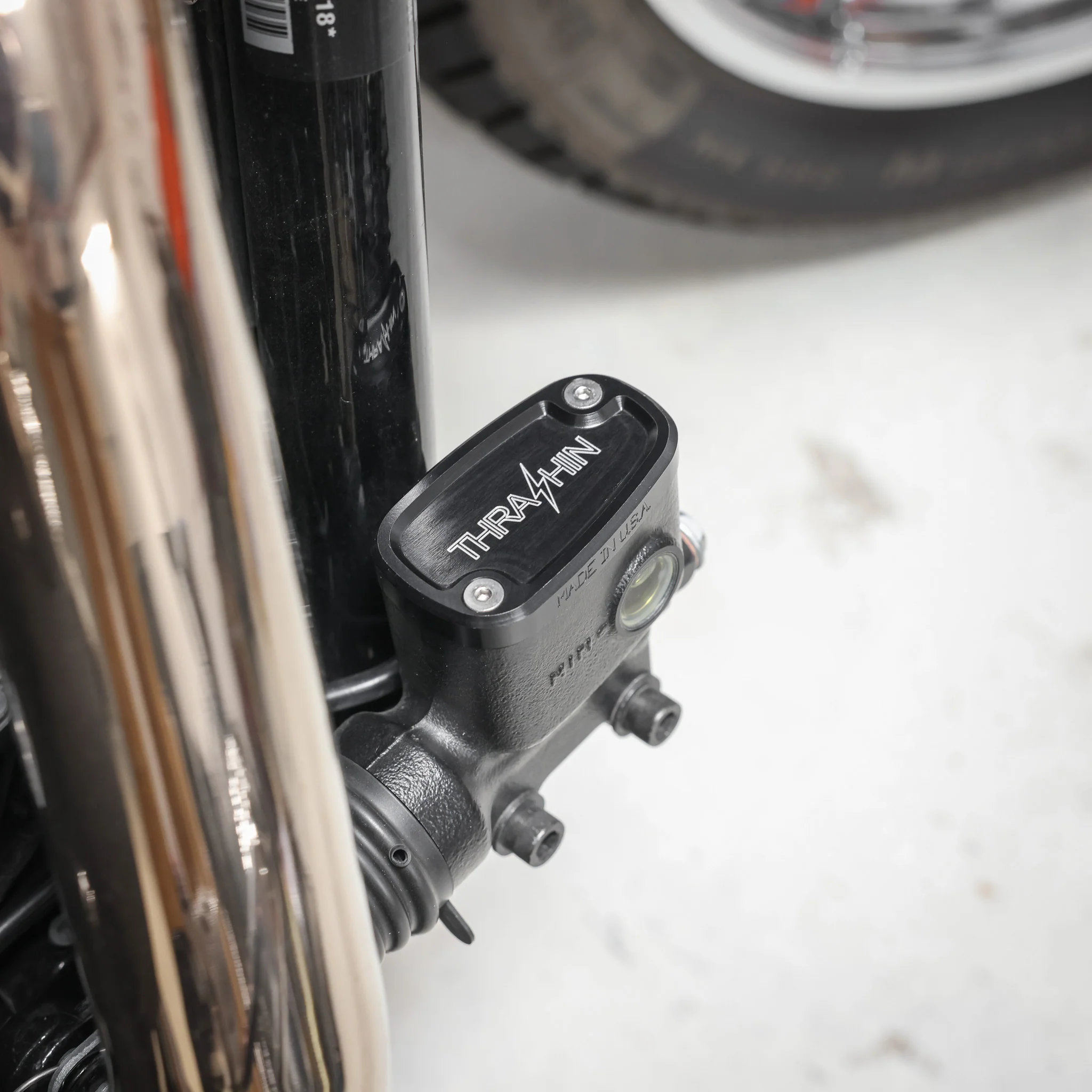 Rear Brake Reservoir - Softail - Twice Cut - Image 2