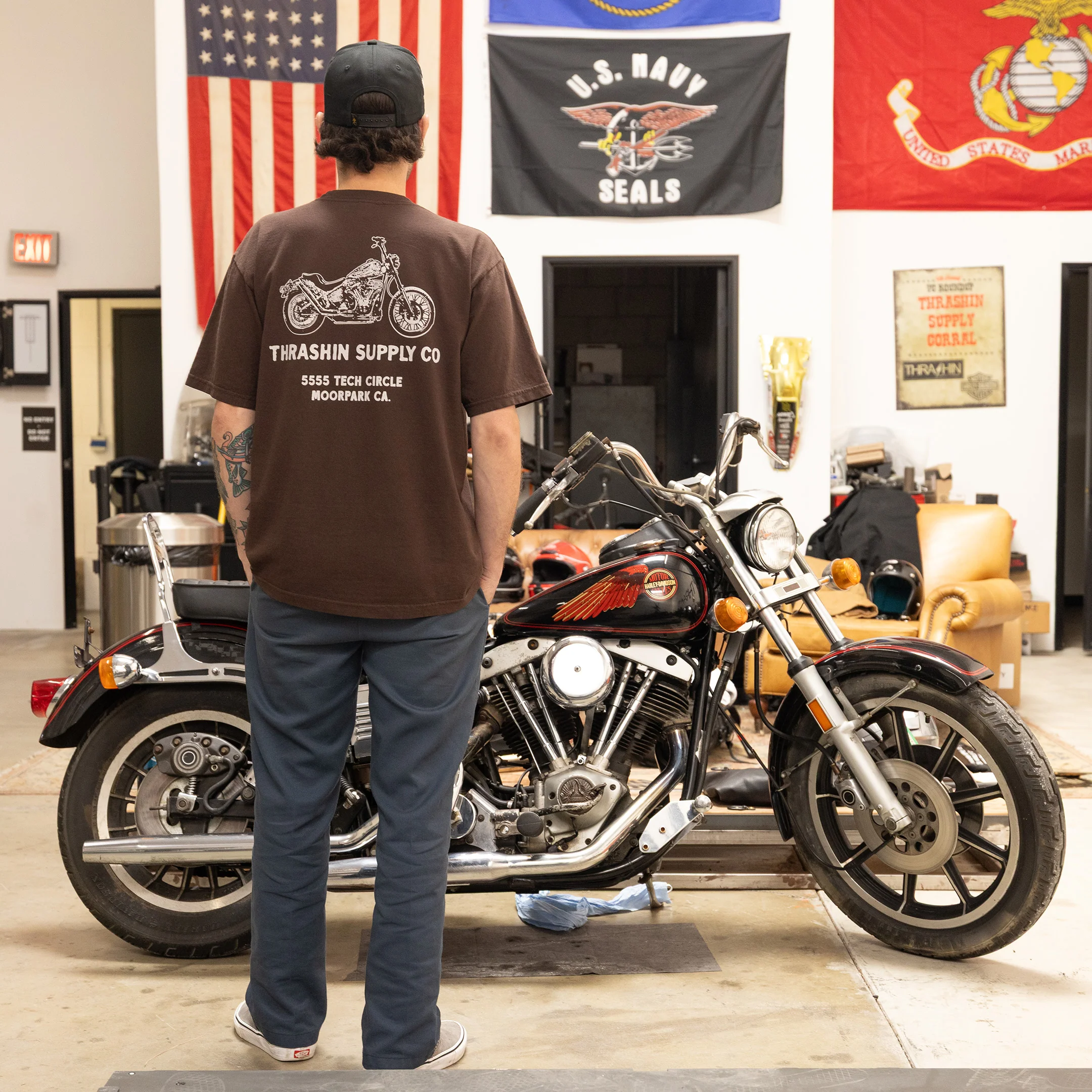Service - Pocket Tee - Brown - Image 4