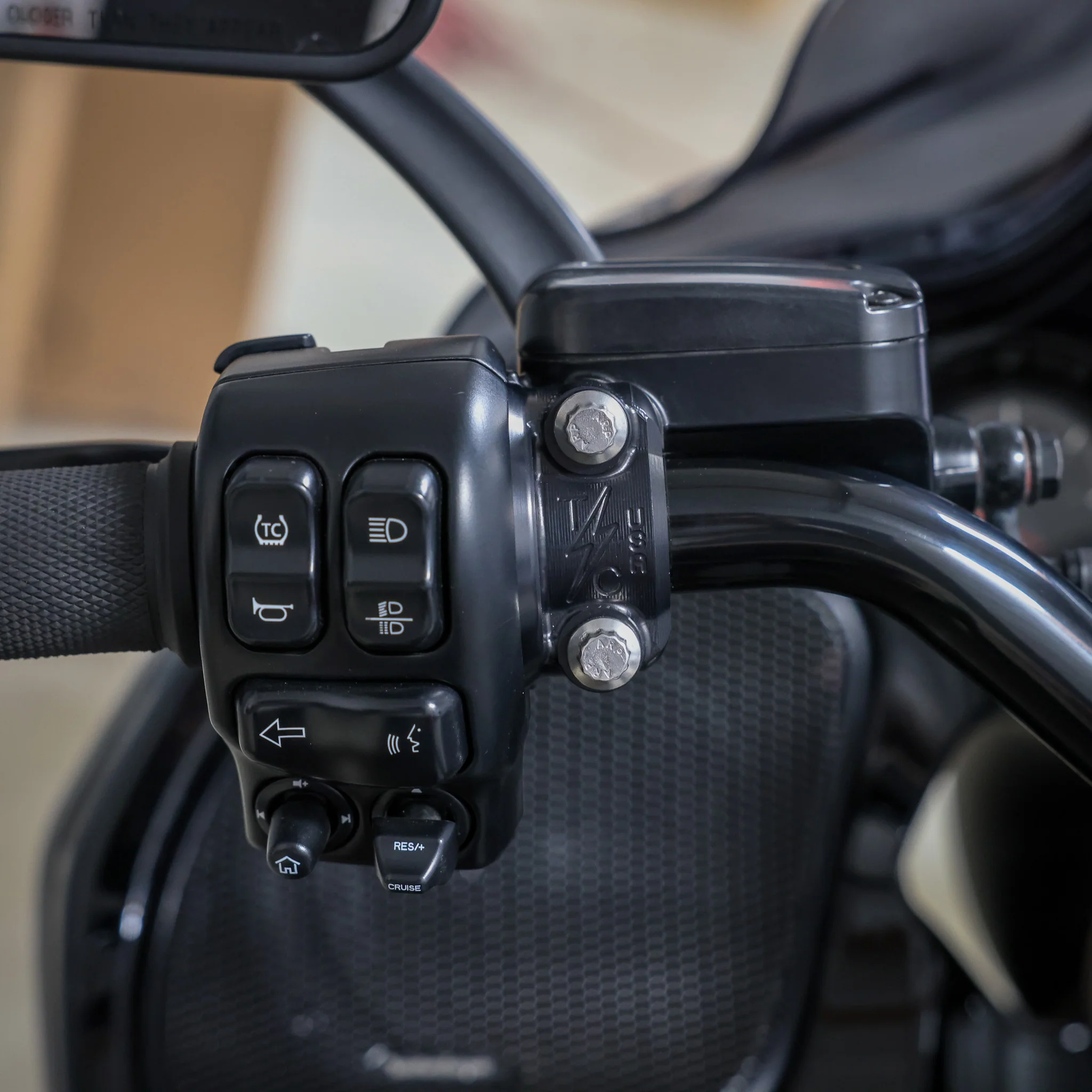 Speedway Clutch / Brake Perch Clamp - Black - Image 7